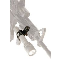 Daniel Defense Offset Flashlight Mount DD-6001