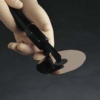 Kimberly Clark Safeskin Critical Natural Rubber Latex Ambidextrous Gloves, Kimberly-Clark HC335, Pack of 100