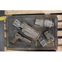 実物米軍放出Safariland P320 9mmマグポーチ M35 実物米軍放出Safariland P320 9mmマグポーチ M35