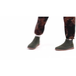 Revel Chelsea Boots Chaco Revel Slippers Barefoot Chelsea Boots - Main Image