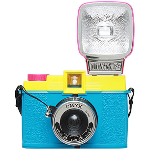 再値下げ　Lomo Diana F+ CMYK アナログカメラ Diana F+ Camera & Flash CMYK – Lomography