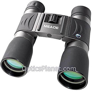 Meade 8x32 TravelView Roof Prism Multi-Coated Binoculars B120113