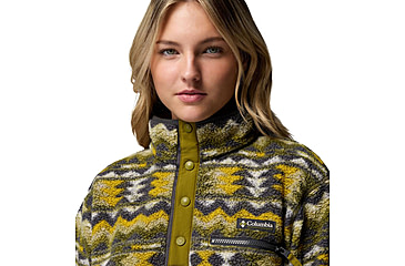 Image of Columbia Helvetia II Printed Cropped Half Snap - Womens