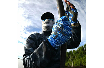 Image of Fish Monkey Half Finger Guide Gloves, Blue Water Camo, M, FM11-BLWTRCAM-M