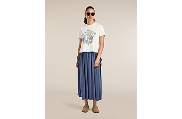 Image of Icebreaker Merino 150 Tech Lite Short Sleeve Crop NZ Flora T-Shirt - Womens