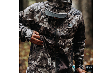 Image of Muddy DV8 Cyclone 3L Rain Jacket