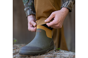 Image of Muddy DV8 Deck Boots