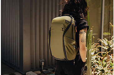 Image of Peak Design Everyday 15 Liters Zip Bag, Kelp, BEDBZ-15-KP-3