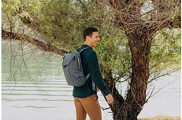 Image of Peak Design Everyday 20 Liters Backpack, Ocean, BEDB-20-DS-3