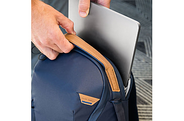 Image of Peak Design Everyday 20 Liters Zip Backpack, Midnight, BEDBZ-20-MN-2