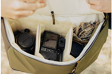 Image of Peak Design Everyday 30 Liters Backpack, Kelp, BEDB-30-KP-3