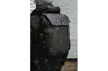 Image of Peak Design Everyday V2 Backpack, 20 Liters, Black, BEDB-20-BK-3