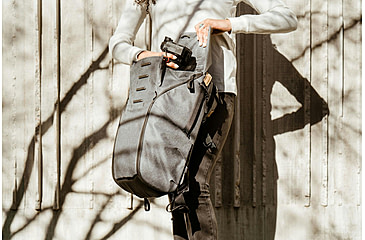 Image of Peak Design Everyday V2 Backpack, 20 Liters, Charcoal, BEDB-20-CH-3