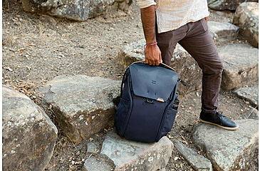 Image of Peak Design Everyday V2 Backpack, 30 Liters, Midnight, BEDB-30-MN-3