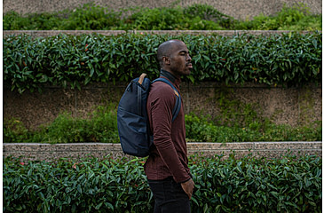 Image of Peak Design Everyday V2 Backpack, 30 Liters, Midnight, BEDB-30-MN-3