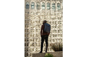 Image of Peak Design Everyday V2 Backpack, 30 Liters, Midnight, BEDB-30-MN-3