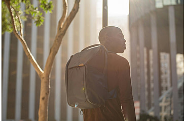 Image of Peak Design Everyday V2 Backpack, 30 Liters, Midnight, BEDB-30-MN-3