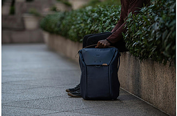 Image of Peak Design Everyday V2 Backpack, 30 Liters, Midnight, BEDB-30-MN-3
