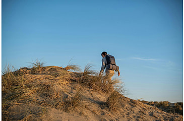 Image of Peak Design Everyday V2 Backpack, 30 Liters, Midnight, BEDB-30-MN-3