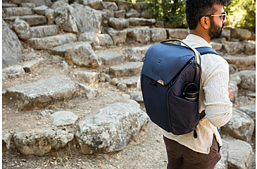 Image of Peak Design Everyday V2 Backpack, 30 Liters, Midnight, BEDB-30-MN-3