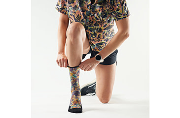 Image of Smartwool Trail Run Targeted Cushion Floral Party Print Crew Socks - Womens