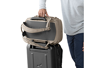 Image of Yeti Crossroads 27L Backpack, Cape Dark Taupe, 26010000323