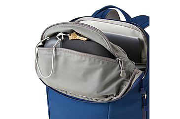 Image of Yeti Crossroads Backpack 22L Navy, Navy, 22 L, 26010000278