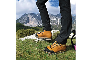 Image of Zamberlan Tofane NW GTX RR Backpacking Shoes - Womens, PFAS-Free, Waxed Camel, 8.5, 1025ZCMW-40.5-8.5