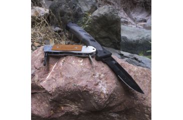 Image of 12 Survivors Knife Sharpener &amp; Fire Starter TS76001