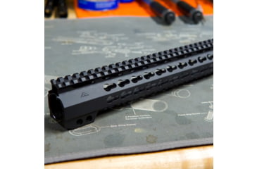 Image of AIM Sports Inc AR-15/M4 KeyMod Handguard Gen II, 13.5in, Black, Medium, MTK556M
