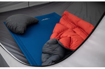 Image of ALPS Mountaineering Lightweight Cot, Deep Sea, 8201063