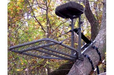 Image of Amacker Outdoors Jack Plate TIMB-R-LOCK Tree Stand AM82013, deployed in the field