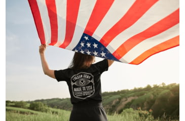 Image of Apliiq AMERICAN INNOVATION LOGO T-SHIRT, Black, m, APQ-5180265S7A1