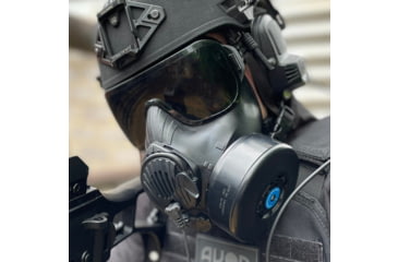 Image of Avon Protection C50 Air Purifying Respirator, Black, Large, 70501-187