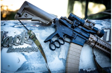 Image of AVRi AR Pistol Grip, Black, AVRI-AR-0100