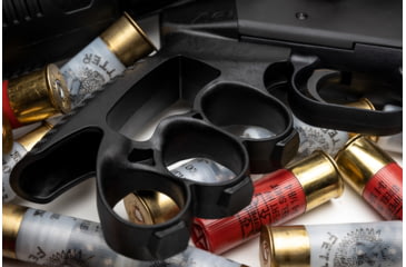 Image of AVRi Mossberg Grip, Black, AVRI-MS-0100