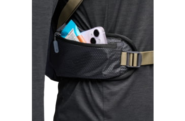 Image of Black Diamond 28L Trail Vista Backpack, Black/Carbon, Medium/Large, BD6812659150M-L1