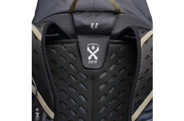 Image of Black Diamond 28L Trail Vista Backpack, Black/Carbon, Medium/Large, BD6812659150M-L1