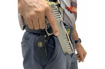 Image of Black Scorpion Outdoor Gear Competition OWB Belt Pistol Magazine Pouch, RH, 2XL,  Black, CO17-BTXXLBK-MPGMBK-HO2011BK