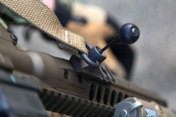 Image of Blue Force Gear PPBER125 Vickers Rapid Emergency Detachment 1.25 Black Steel