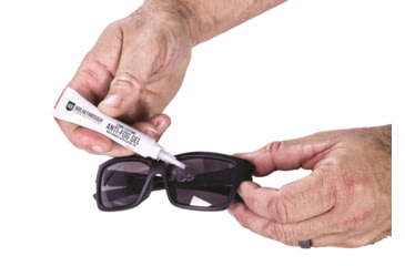 Image of Breakthrough Clean Technologies Anti-fog Gel with Anti-fog cloth kit, 10 ml, BT-AFG-KT