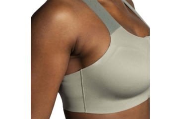 Image of Brooks Dare Zip Run Bra 2.0 - Womens, Pebble/Dark Pebble/Cool Mint, 36DE, 350083326.036DE