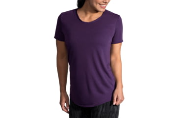 Image of Brooks Distance Short Sleeve Shirt - Womens, Berry, L, 221344508.035