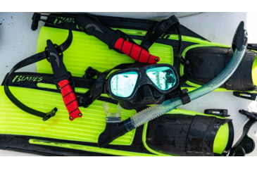 Image of Bubba Blade Scout Pointed Dive Knife, 3.5in, Stainless Steel Blade, 4.5in Handle, 1107806