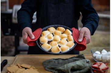 Image of Camp Chef Cast Iron Pie Pan, 10in Diameter, Black, CIPIE10