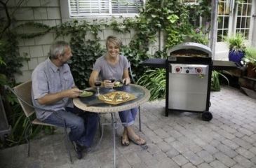 Image of Camp Chef Italia Artisan Outdoor Pizza Oven, White/Black PZ90