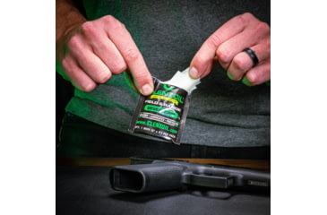 Image of Clenzoil Field &amp; Range Single Wipe Multi-Pack, 10 Wipe Packets, 4416