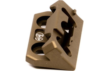 Image of Cloud Defensive Torrent M-LOK Offset Light Mount w/Hardware, Flat Dark Earth, TOR-OFSMLOK-FDE