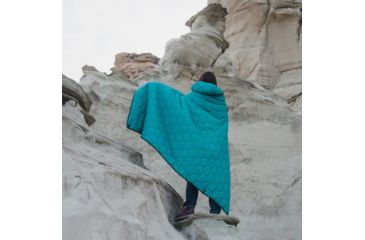 Image of Coalatree Emerald Lake Puffy Kachula Blanket, Green, 50 x 72 flat EMERALD-LAKE-GREEN-PUFFY-KACHULA