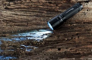 Image of Coast LED Lenser MT7 High Performance Flashlight HP8307T In Use